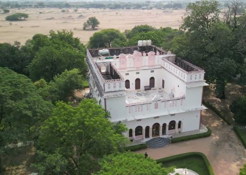 Hotel Bijay Niwas Palace, India